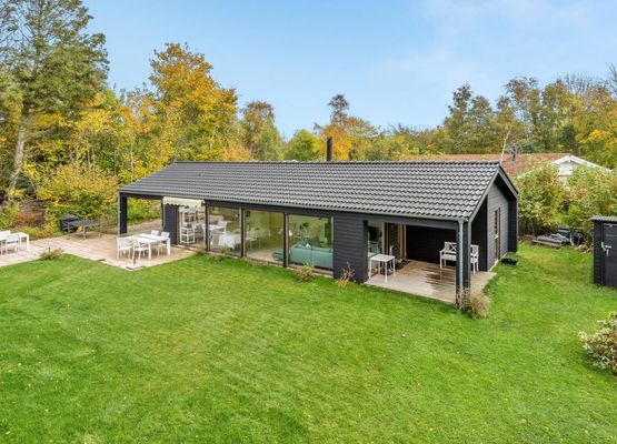 "Aino" - 1km from the sea