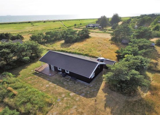"Aksel" - 150m from the sea