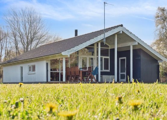 "Dagna" - 200m from the sea