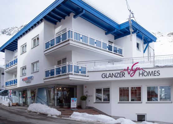 Glanzer Homes - Hamrach Suite (SOE077)
