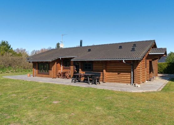 "Heraldine" - 4km from the sea in NW Jutland