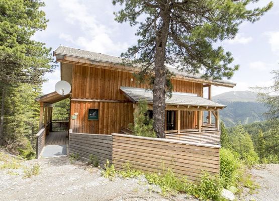 #4 mit IR-Sauna & Sprudelwanne innen