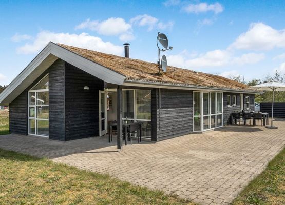 "Frerich" - 1.5km from the sea