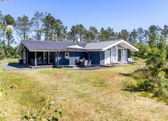 "Ajten" - 150m from the sea
