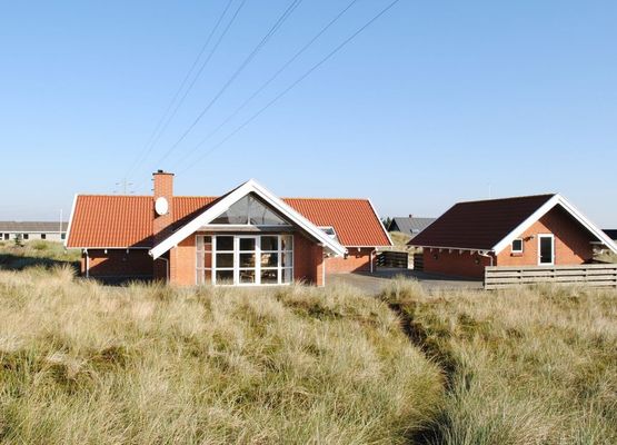 "Drusilla" - 800m from the sea
