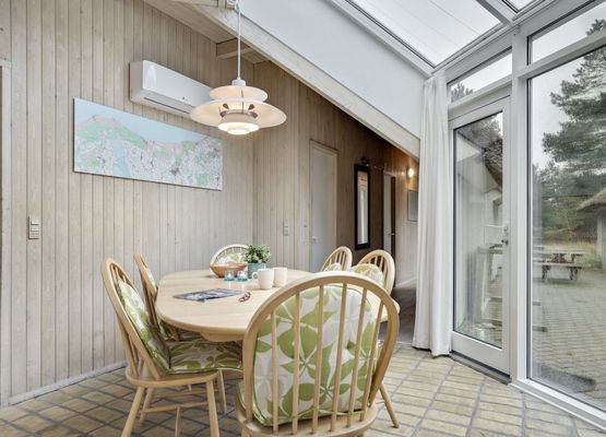 "Catarine" - 1.1km from the sea