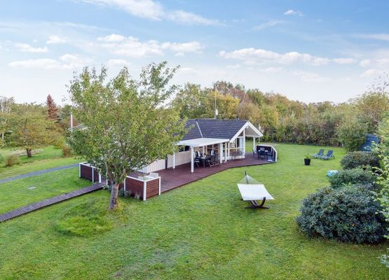 "Hilaria" - 1.4km from the sea